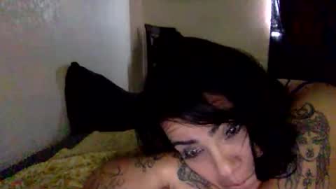 desert beauty420 online show from 19, 4, 2026