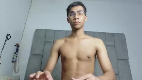 desire4duo online show from 9, 2, 2026