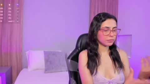 Snapshot of desireee_ chatting on 2, 5, 2026 desire online show from 2, 5, 2026
