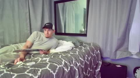 Snapshot of desiriabledesiri chatting on 8, 2, 2025 Ryley Rydes online show from 8, 2, 2025