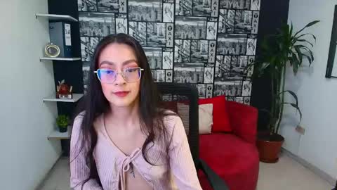 Snapshot of desiring__angel chatting on 18, 5, 2026 Desiring Angel online show from 18, 5, 2026