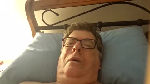 Desmon1958 online show from 10, 4, 2026