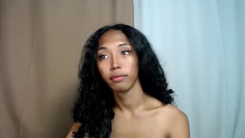 Snapshot of destinedprincess_xx chatting on 25, 5, 2026 jenny online show from 25, 5, 2026