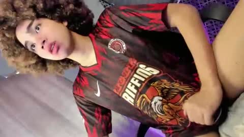 Snapshot of destinyrosexxx chatting on 10, 3, 2025 Chelsea online show from 10, 3, 2025