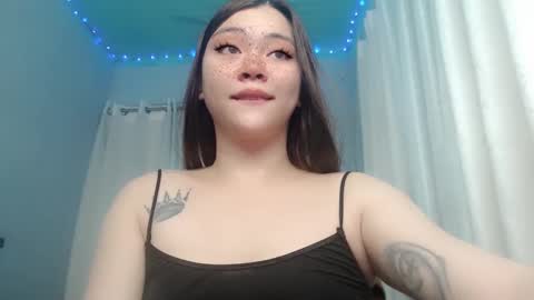 Snapshot of destinyroxie chatting on 31, 12, 2024 ROXIE  online show from 31, 12, 2024
