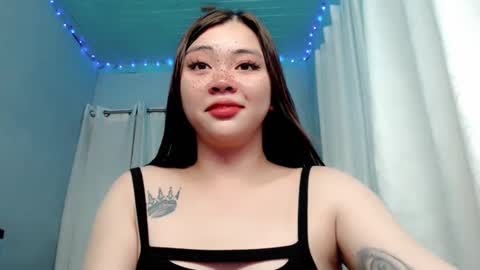 Snapshot of destinyroxie chatting on 2, 1, 2025 ROXIE  online show from 2, 1, 2025