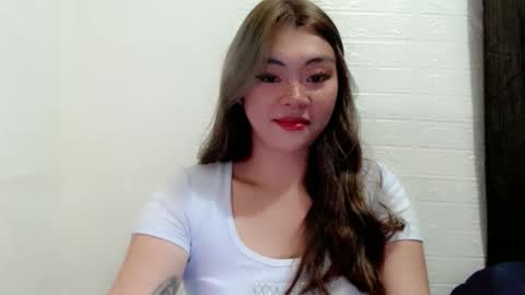 Snapshot of destinyroxie chatting on 19, 10, 2025 ROXIE  online show from 19, 10, 2025