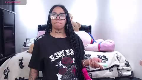 devi_black_13_ online show from 4, 7, 2026