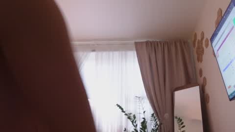 Snapshot of devil_lunna chatting on 9, 12, 2024 ...Ill be back ... online show from 9, 12, 2024