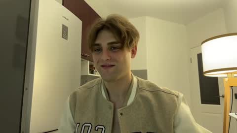 Snapshot of devilnut1 chatting on 20, 12, 2024 devilnut1 online show from 20, 12, 2024