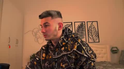 devin_ho online show from 27, 2, 2025