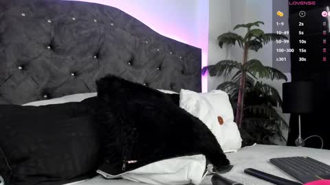 Snapshot of devlin_violet__ chatting on 27, 12, 2024 PaulaInsta paulacastellanos 1Pvt open online show from 27, 12, 2024