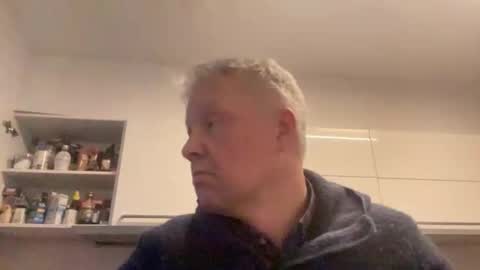 Snapshot of devon_nite chatting on 1, 12, 2025 Devon online show from 1, 12, 2025