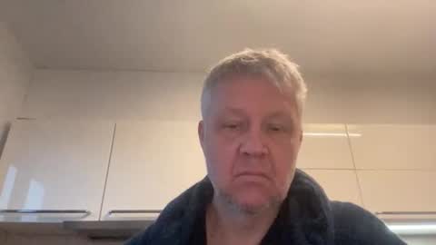 Snapshot of devon_nite chatting on 15, 12, 2025 Devon online show from 15, 12, 2025