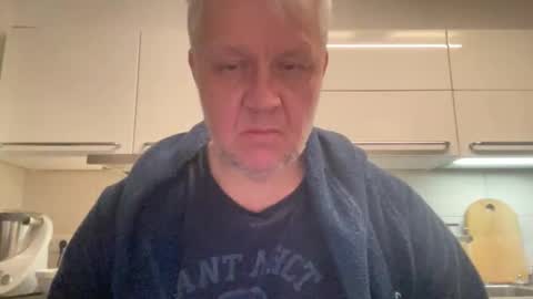 Snapshot of devon_nite chatting on 16, 12, 2025 Devon online show from 16, 12, 2025