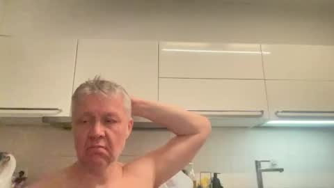 Snapshot of devon_nite chatting on 21, 12, 2025 Devon online show from 21, 12, 2025