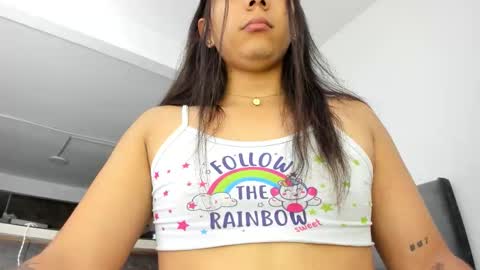 thumb up me please its important online show from 25, 11, 2025