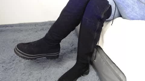 Deysha online show from 10, 9, 2025