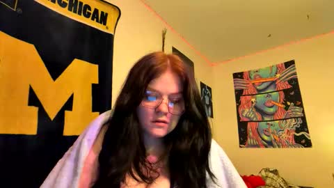 Snapshot of dezzydez354 chatting on 20, 2, 2026 dezzydez354 online show from 20, 2, 2026