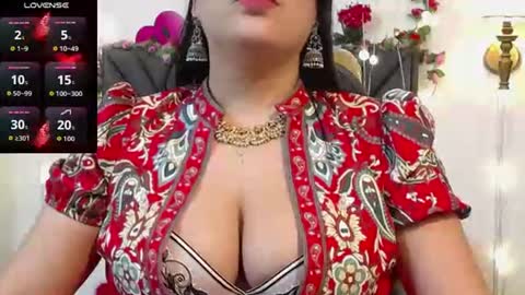 Snapshot of dharanisnisha chatting on 6, 7, 2026 dharanisnisha online show from 6, 7, 2026