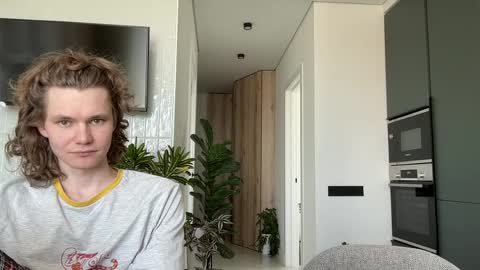 Snapshot of di_n_alex chatting on 23, 5, 2026 Di Alex online show from 23, 5, 2026