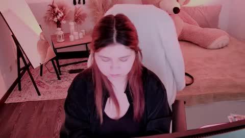 Snapshot of diaangell chatting on 20, 4, 2026 Dia online show from 20, 4, 2026