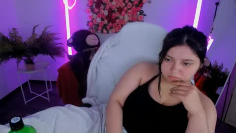 Snapshot of diaangell chatting on 10, 6, 2026 Dia online show from 10, 6, 2026