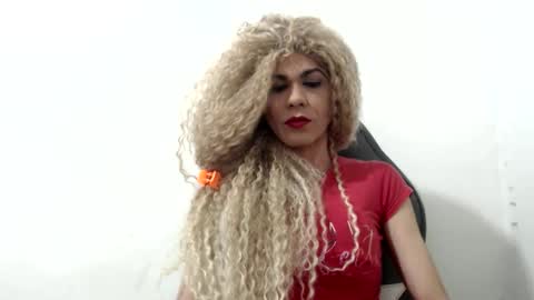 diabla_sexy22cm online show from 18, 10, 2025