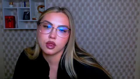 Snapshot of diamantkriss_ chatting on 28, 4, 2026 Kriss online show from 28, 4, 2026