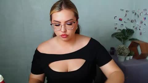 Kriss online show from 9, 6, 2026