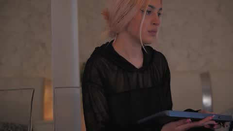 Thea online show from 2, 2, 2026