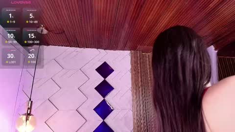 Camila and Megan online show from 4, 11, 2025