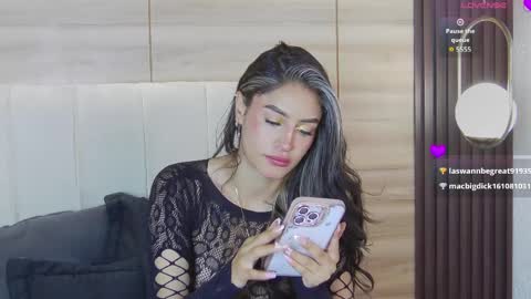 Snapshot of diamond_black19 chatting on 7, 4, 2026 Camila and Megan online show from 7, 4, 2026