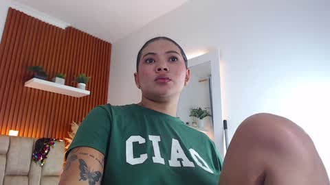 Snapshot of diamond_canela chatting on 22, 1, 2025 diamond_canela online show from 22, 1, 2025