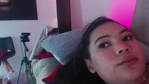 Snapshot of diamond_canela chatting on 26, 2, 2025 diamond_canela online show from 26, 2, 2025