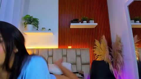 Snapshot of diamond_canela chatting on 23, 9, 2025 diamond_canela online show from 23, 9, 2025