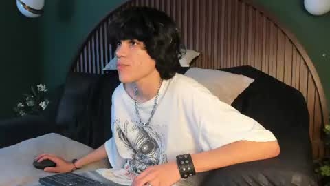 diamond_twink online show from 19, 7, 2026