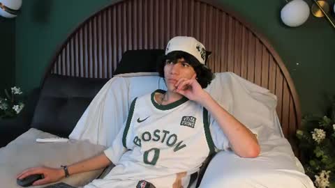 diamond_twink online show from 25, 7, 2026