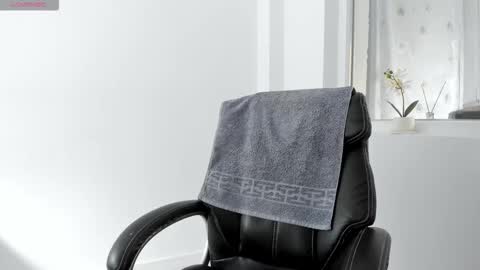 diamondkay_ online show from 1, 10, 2025