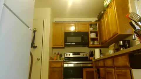 Snapshot of diamondmonroexo chatting on 28, 10, 2025 DiamondMonroeXo online show from 28, 10, 2025