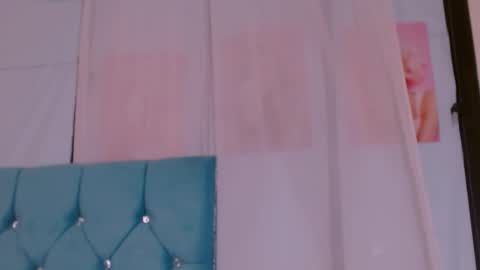 Snapshot of diamondofluz chatting on 8, 3, 2026 lucy online show from 8, 3, 2026