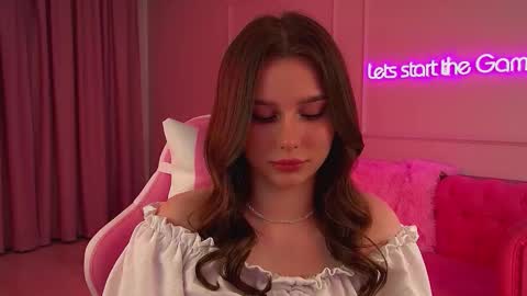 Diana online show from 8, 9, 2025