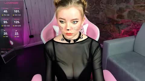 Snapshot of dianadanian chatting on 15, 1, 2026 Diana online show from 15, 1, 2026