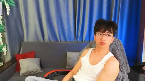 Snapshot of dianinav chatting on 5, 2, 2026 Adam online show from 5, 2, 2026