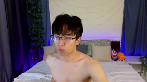 Snapshot of dianinav chatting on 24, 2, 2026 Adam online show from 24, 2, 2026