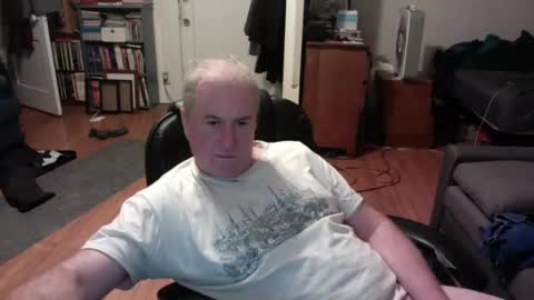 Snapshot of dickflasher5 chatting on 20, 1, 2025 Richard Fleischer online show from 20, 1, 2025