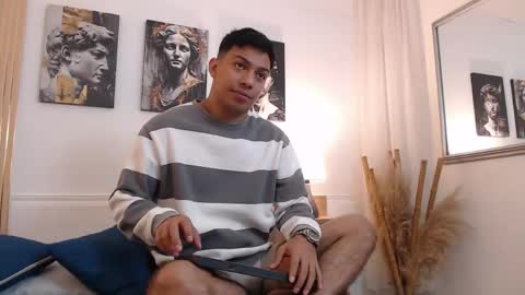 Snapshot of diego_salvatore chatting on 5, 6, 2026 diego_salvatore online show from 5, 6, 2026
