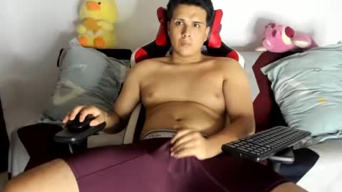 Snapshot of diegodelgado200521 chatting on 13, 6, 2026 alexerdiego online show from 13, 6, 2026