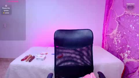 Snapshot of diiosa_latina chatting on 25, 6, 2026 diiosa_latina online show from 25, 6, 2026