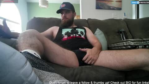 Snapshot of dikdowndaddy chatting on 6, 4, 2026 Daddy online show from 6, 4, 2026